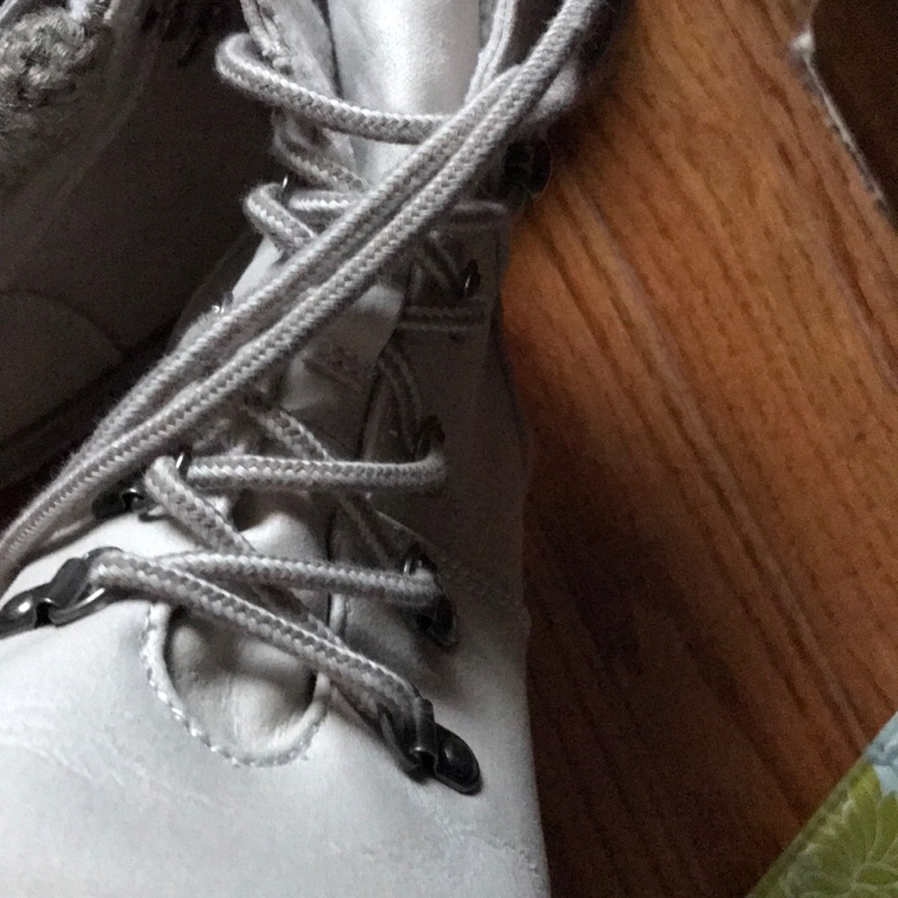 Cute gently used lace up boots with faux fur - Picture 6 of 8